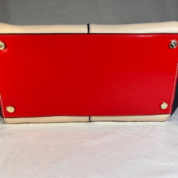 BCBG MAX ARIZA Chic Colorblock Tote Bag Large - Picture 5 of 5